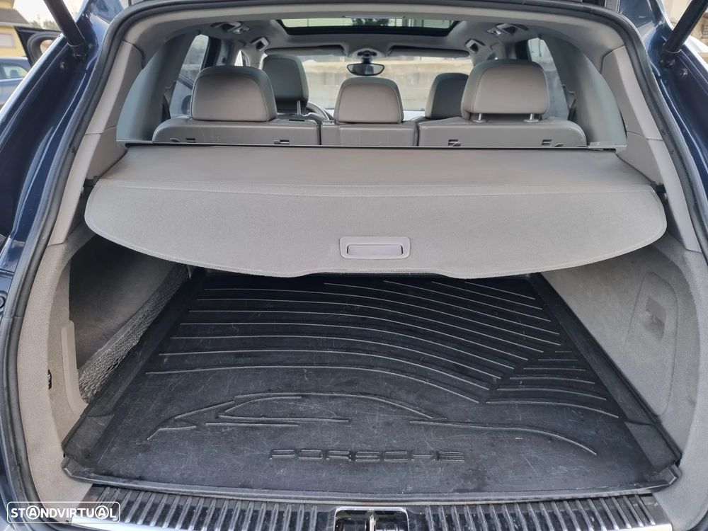 Porsche Cayenne Platinum Edition - 32