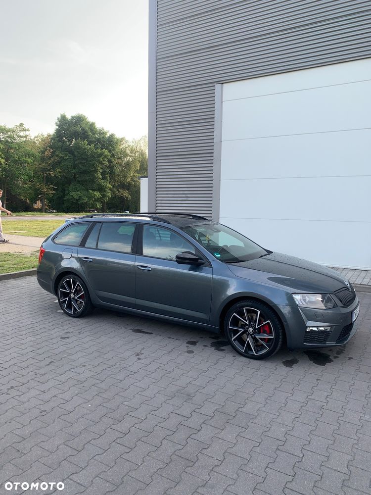 Skoda Octavia 2.0 TDI RS DSG - 3