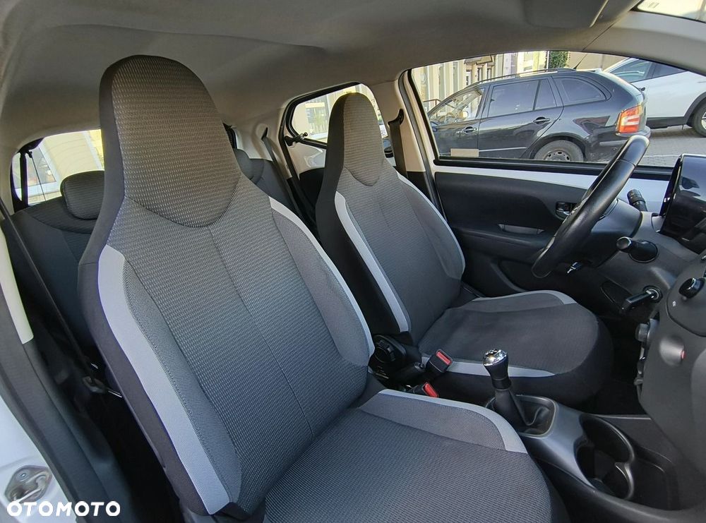 Toyota Aygo x-cite - 23