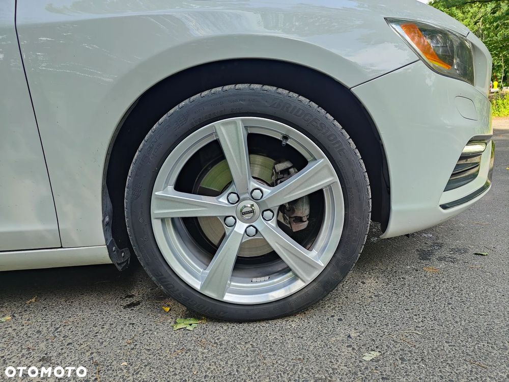 Volvo S60 T5 Drive-E Momentum - 19