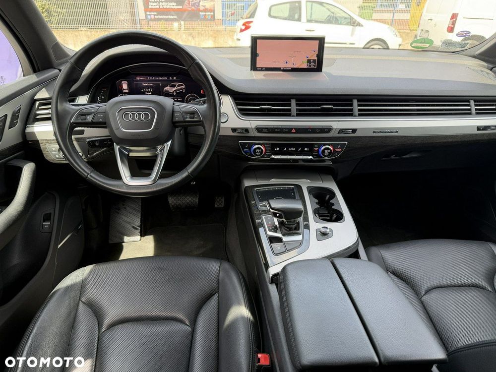 Audi Q7 - 35