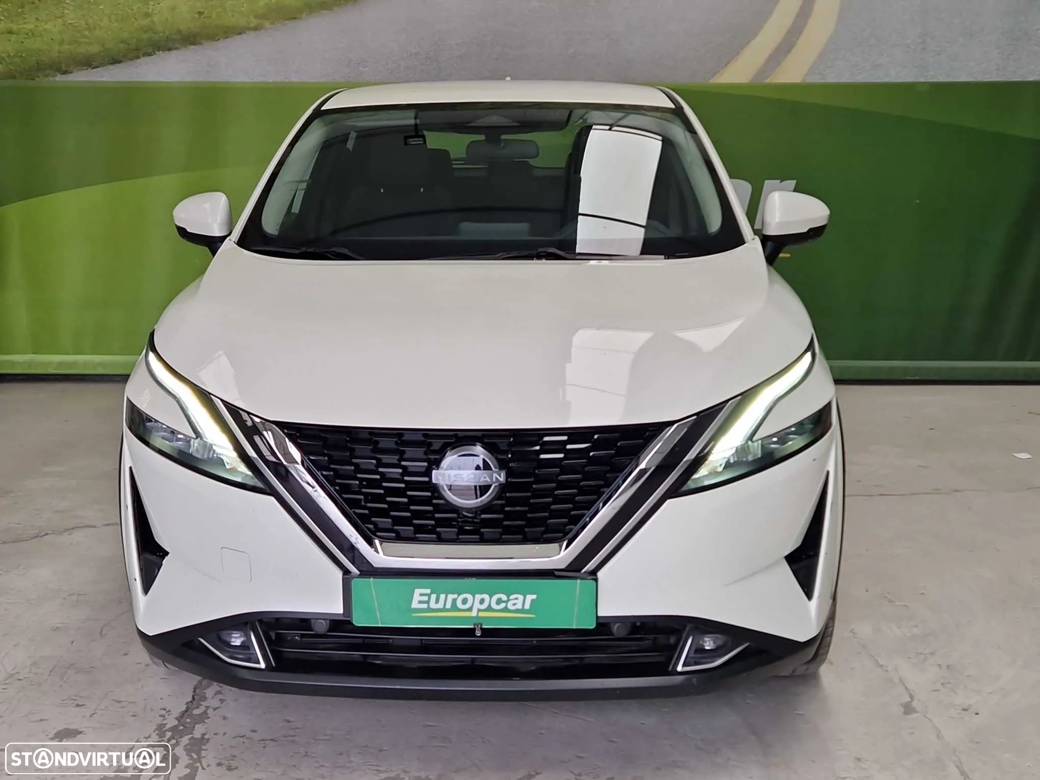 Nissan Qashqai 1.3 DIG-T N-Connecta - 1