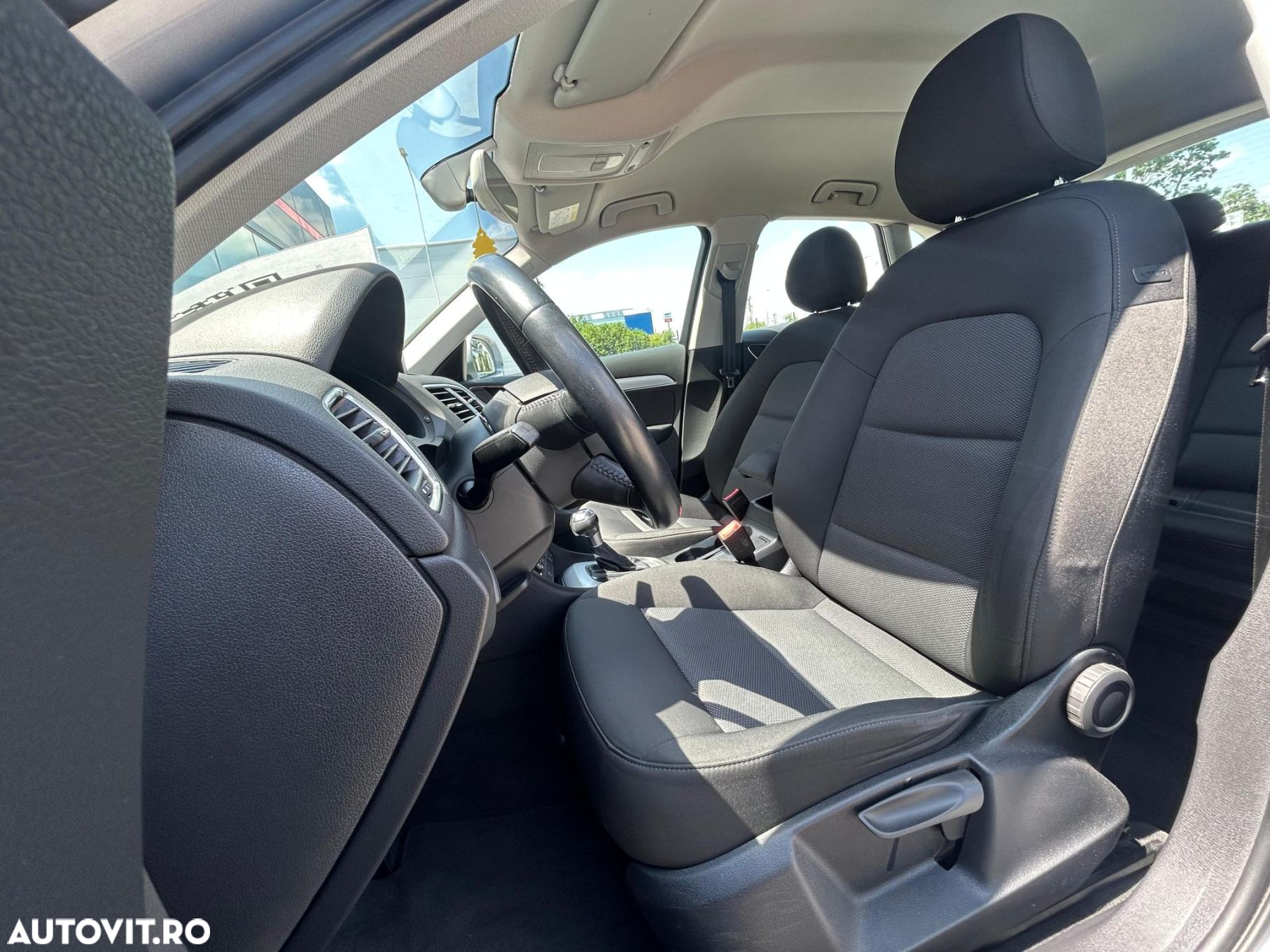 Audi Q3 1.4 TFSI Stronic Design - 14