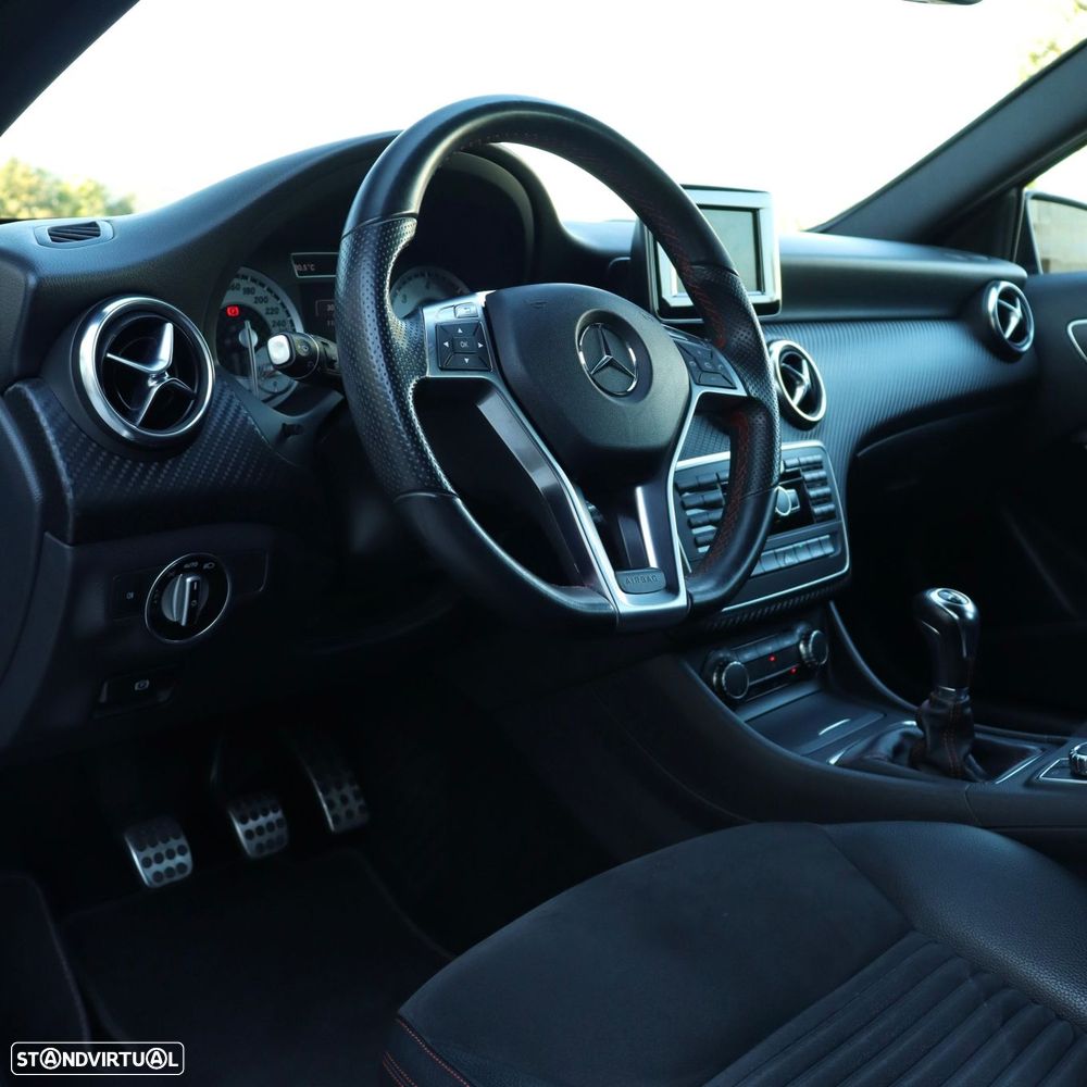 Mercedes-Benz A 200 CDI AMG Line - 14
