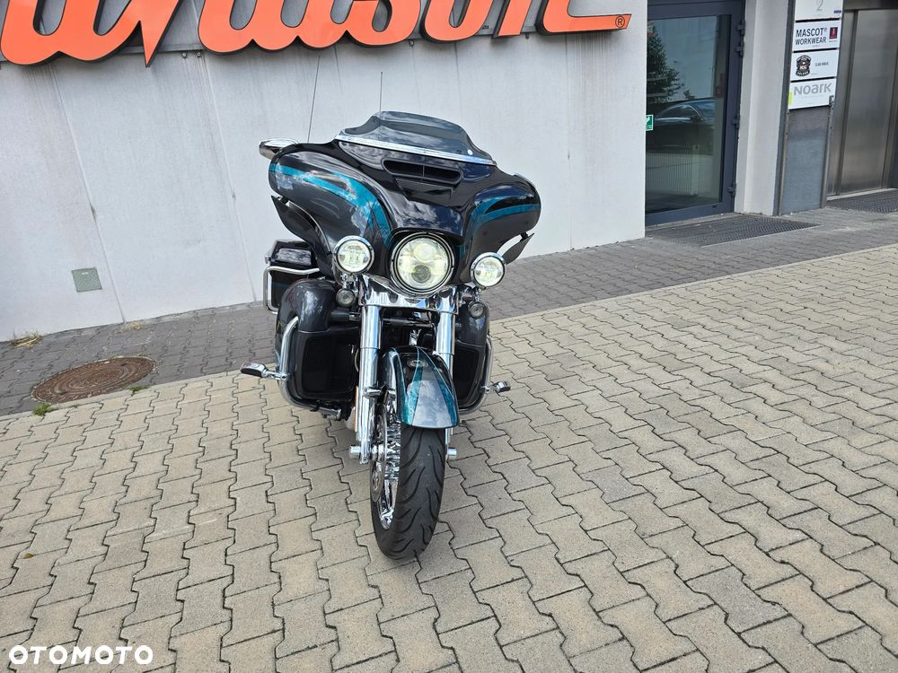 Harley-Davidson FLHTCU Ultra - 12