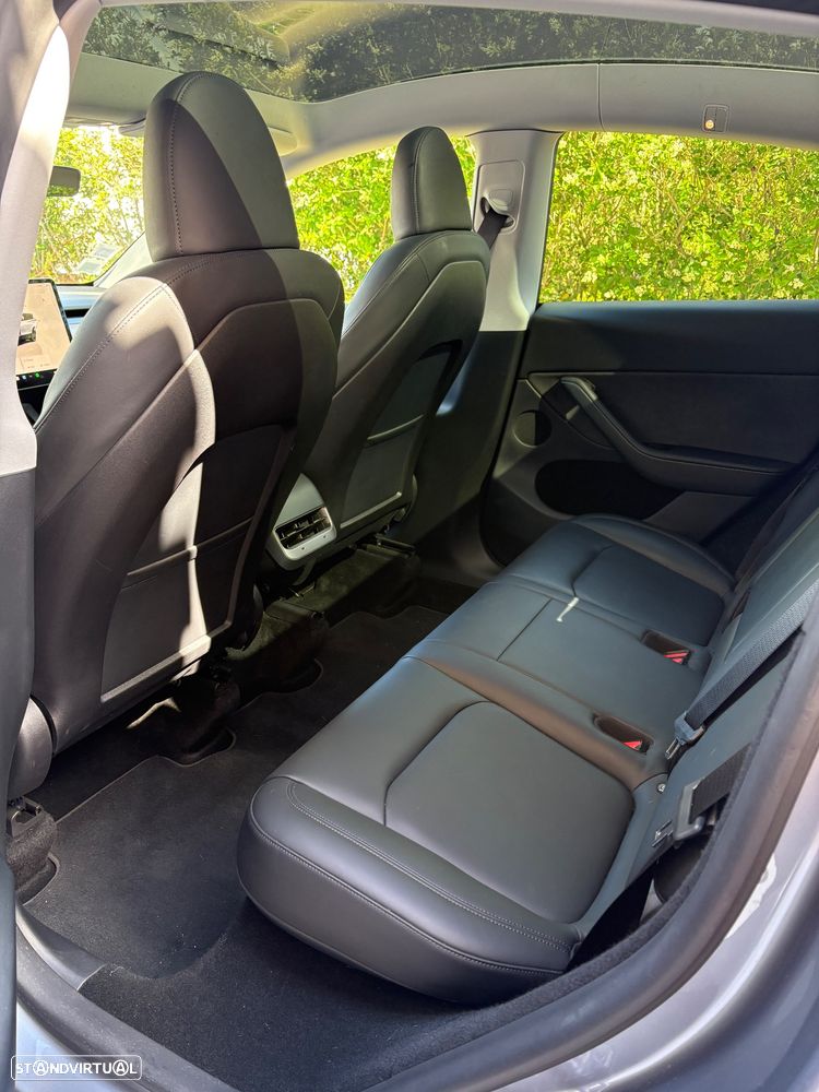 Tesla Model Y Long Range Tração Integral - 9