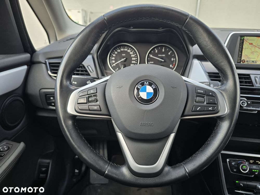 BMW Seria 2 218d GT M Sport - 34