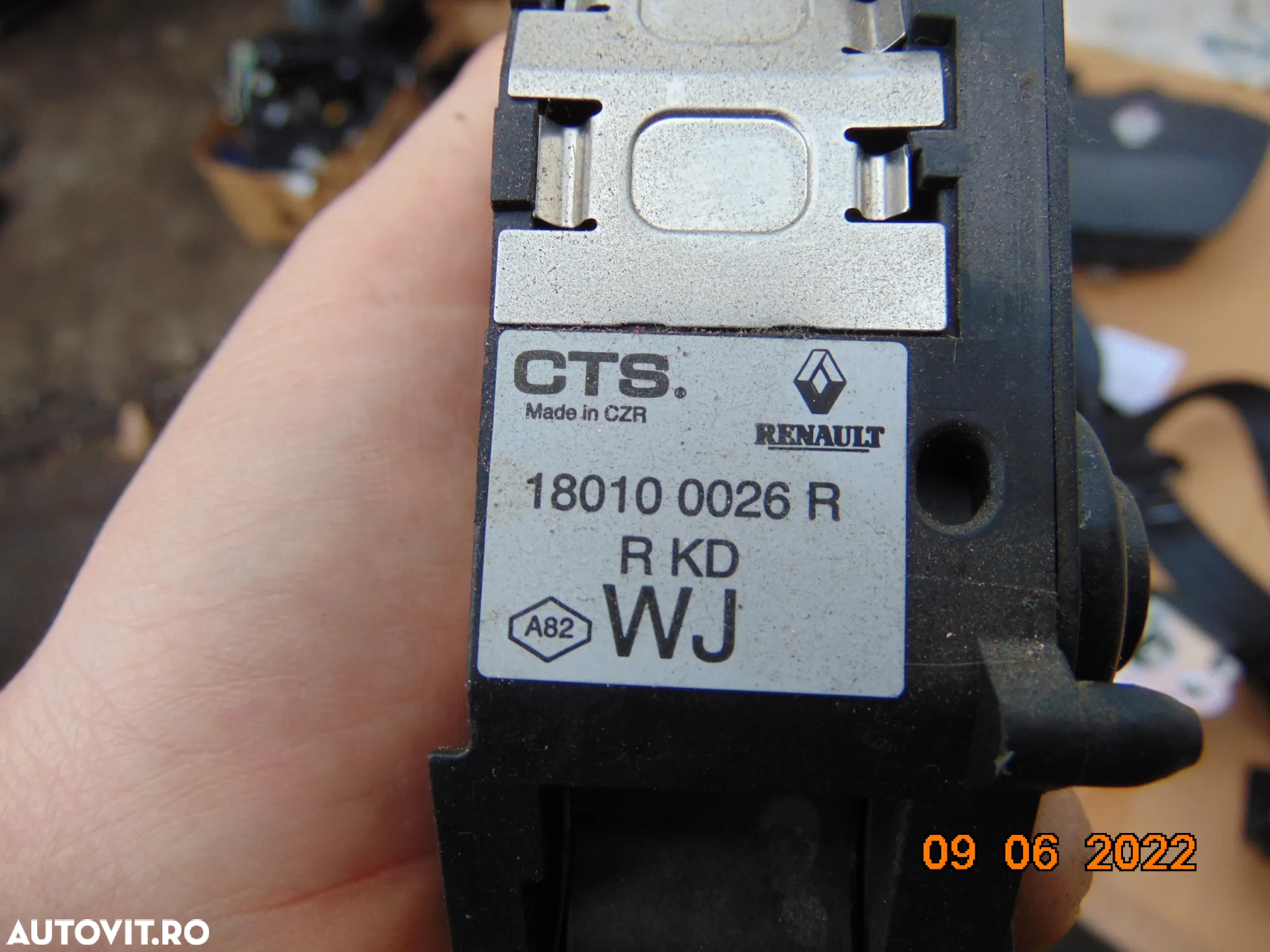 pedala acceleratie Renault Megane 3 an 2008-2016 pedala cu senzor dezmembrez - 2