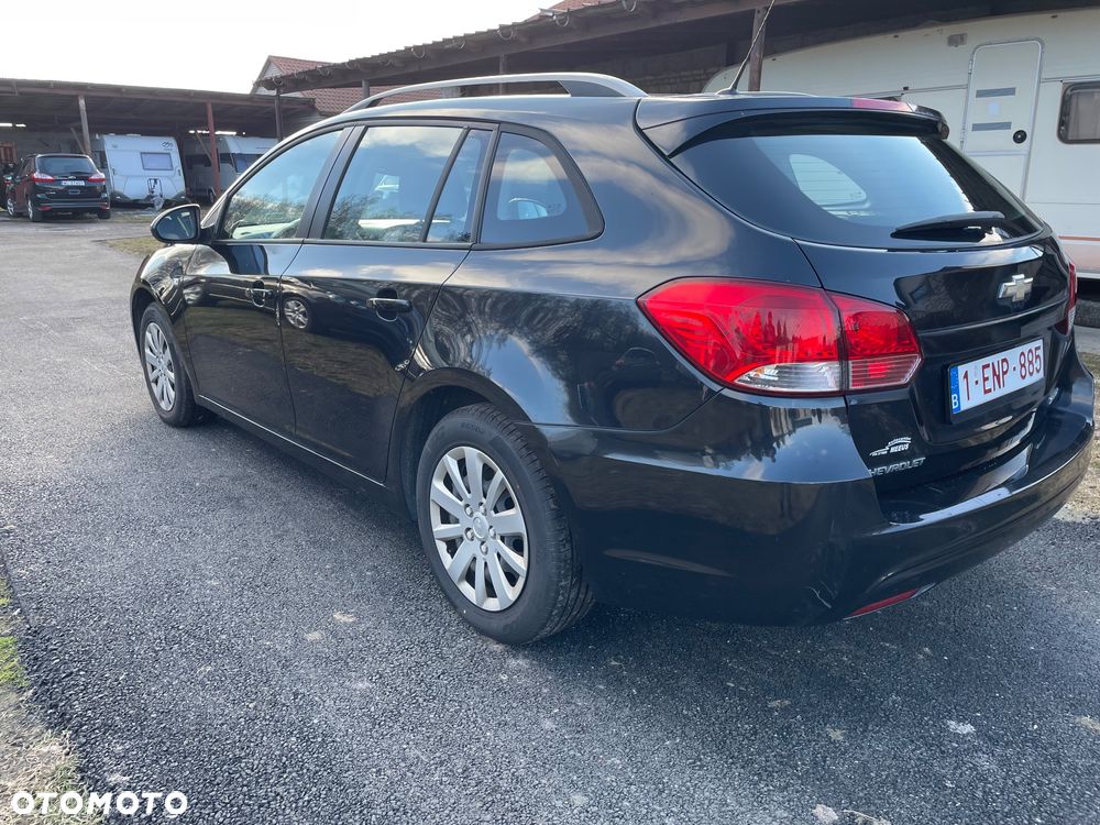 Chevrolet Cruze 1.7 LT - 5