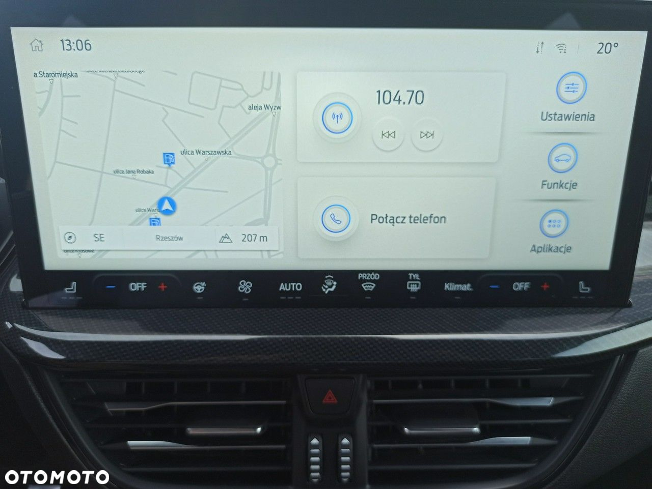 Ford Focus 1.0 EcoBoost mHEV ST-Line - 16