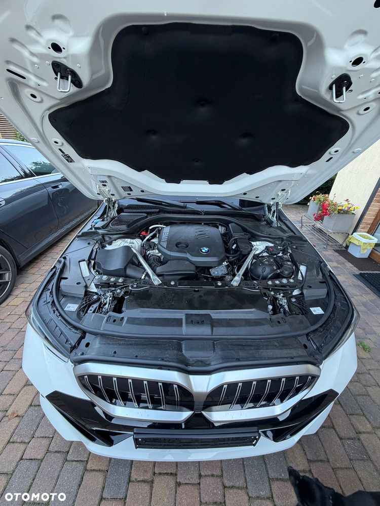 BMW Seria 5 - 34