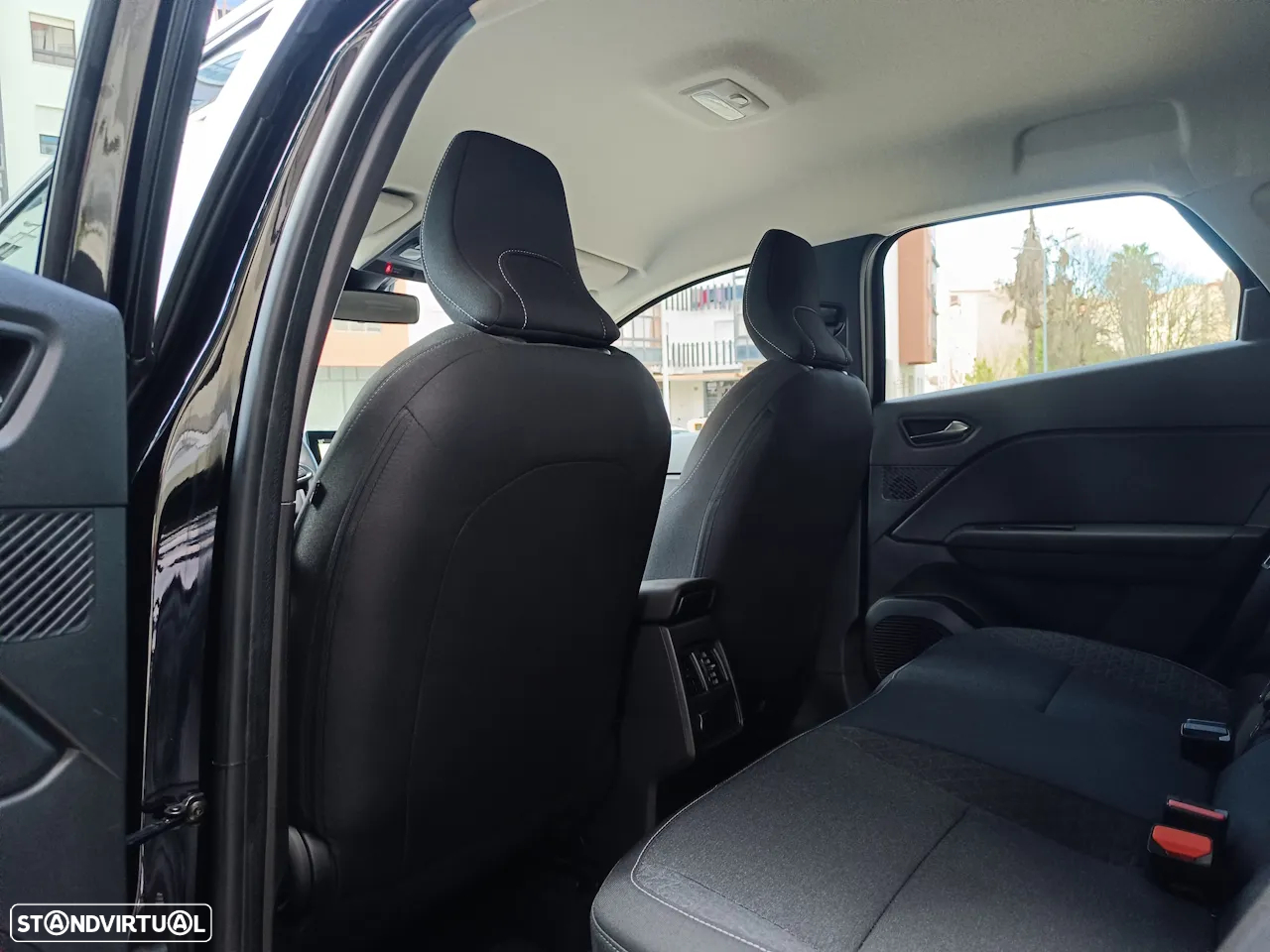 Renault Captur 1.0 TCe Exclusive Bi-Fuel - 16