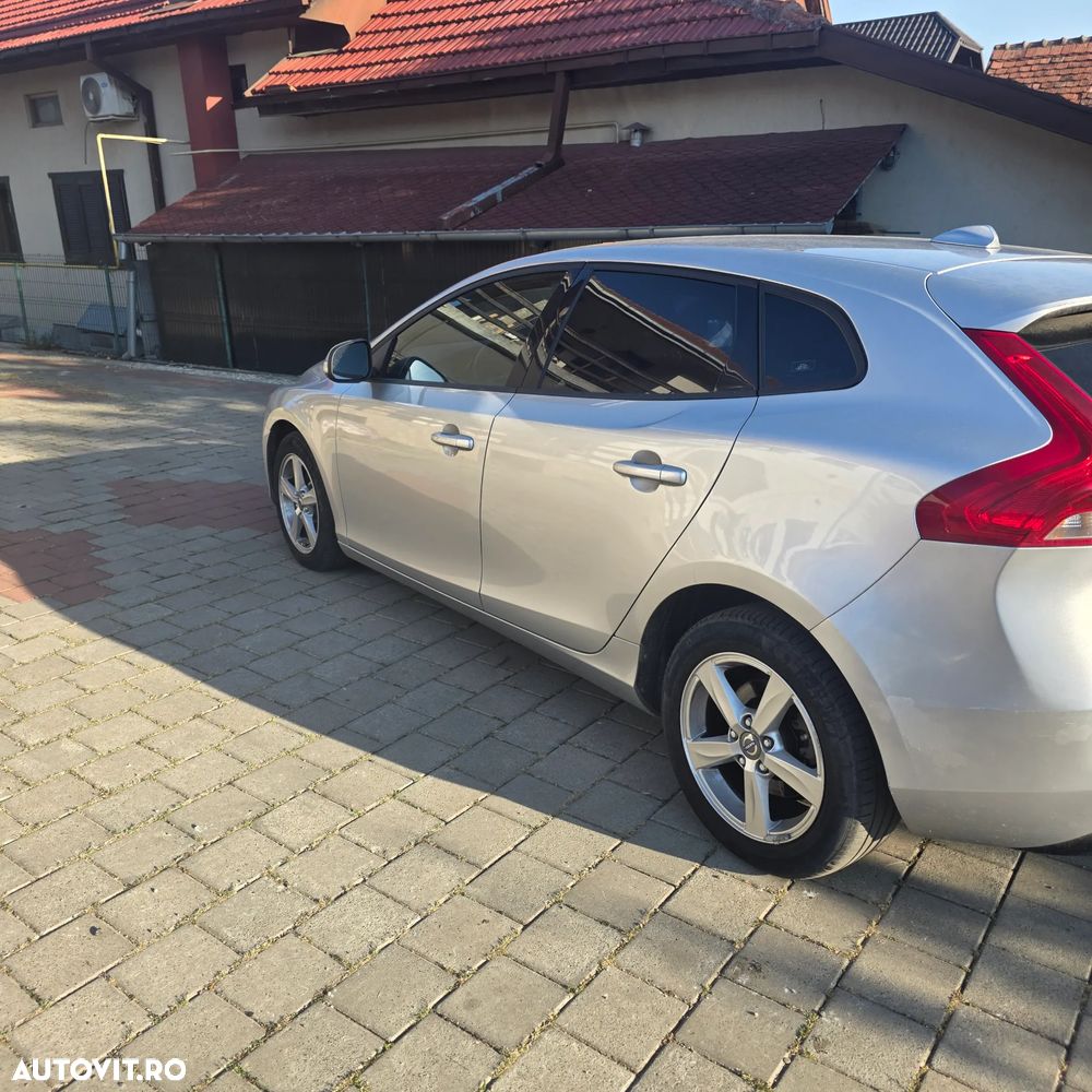 Volvo V40 D2 Powershift - 3