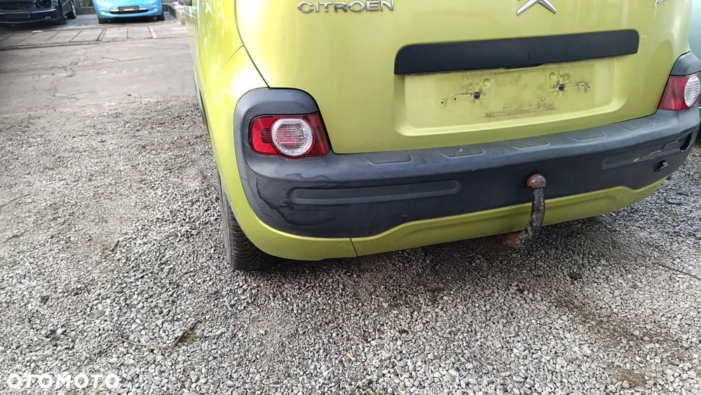 35443 citroen c3 picasso 1.4 vti 8fs na części lakier KARC - 19