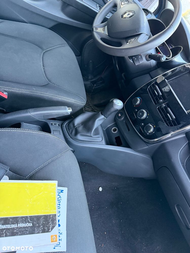 Renault Clio 1.2 16V Expression - 6