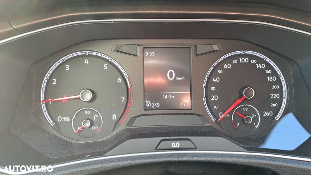 Volkswagen T-Roc 1.5 TSI Design - 7