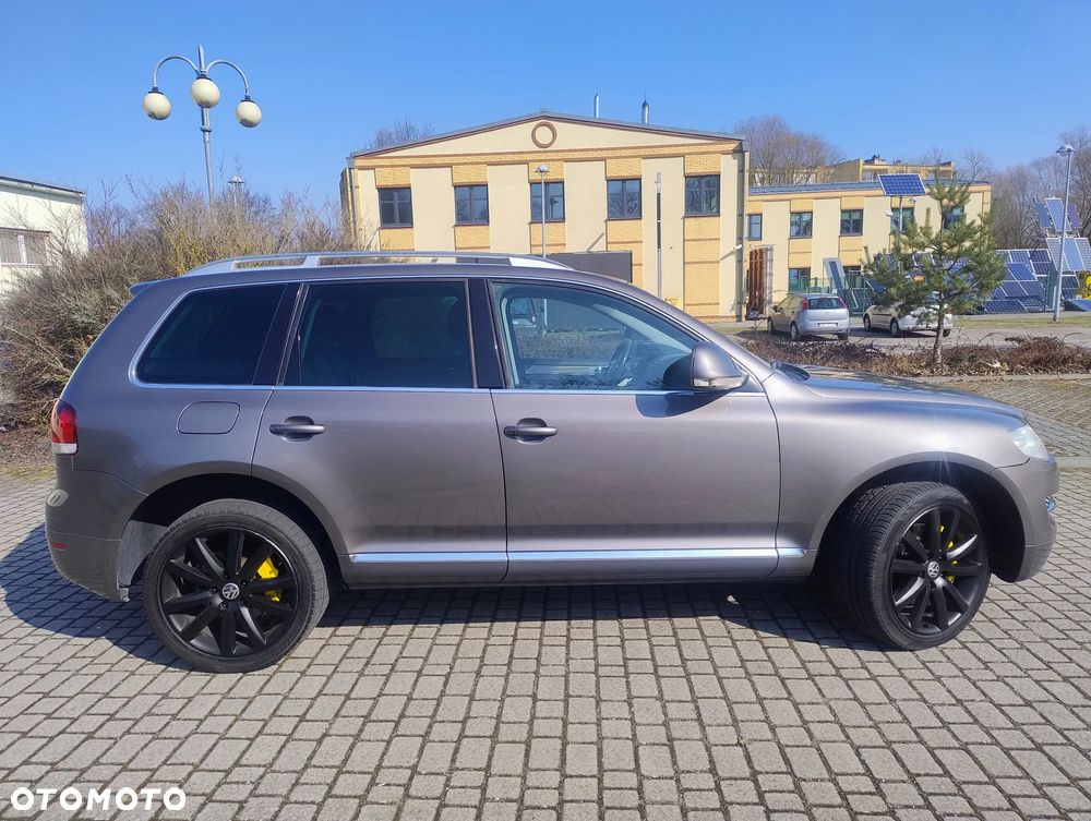 Volkswagen Touareg 5.0 V10 TDI DPF Automatik Exclusive Edition - 2