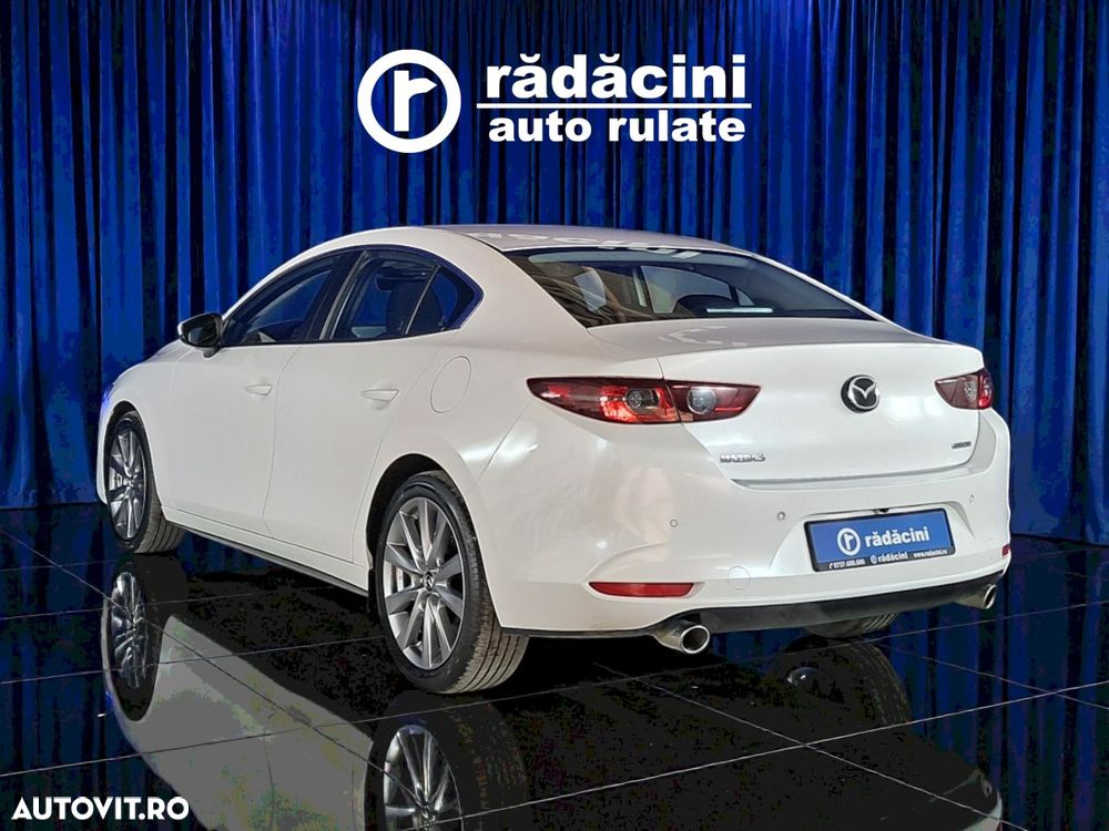 Mazda 3 - 6