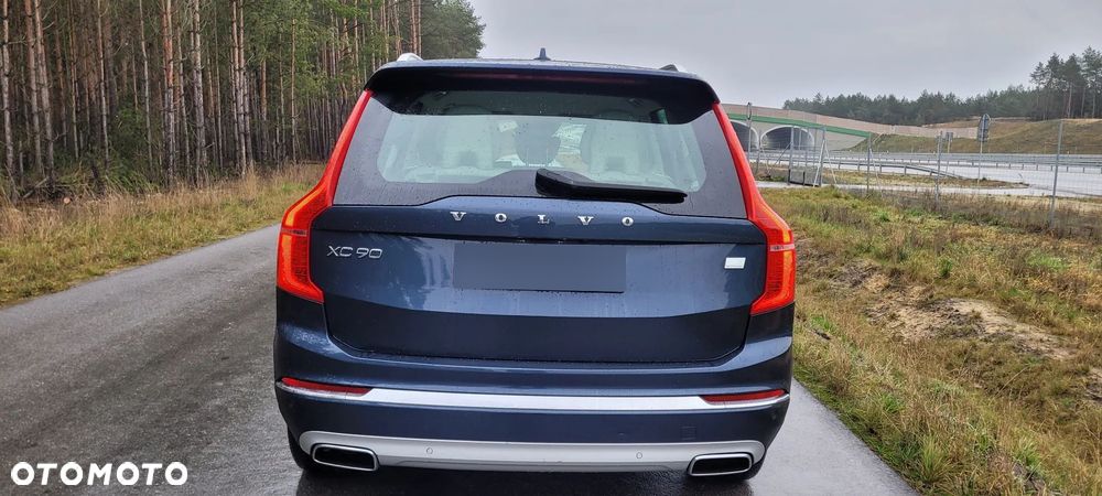 Volvo XC 90 T8 AWD Twin Engine Geartronic Inscription - 4