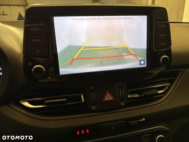 Hyundai i30 1.5 DPI Smart - 16