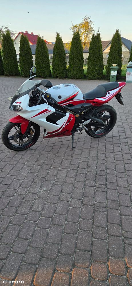 Yamaha TZR - 2