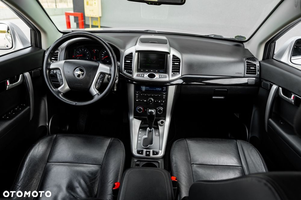 Chevrolet Captiva - 25