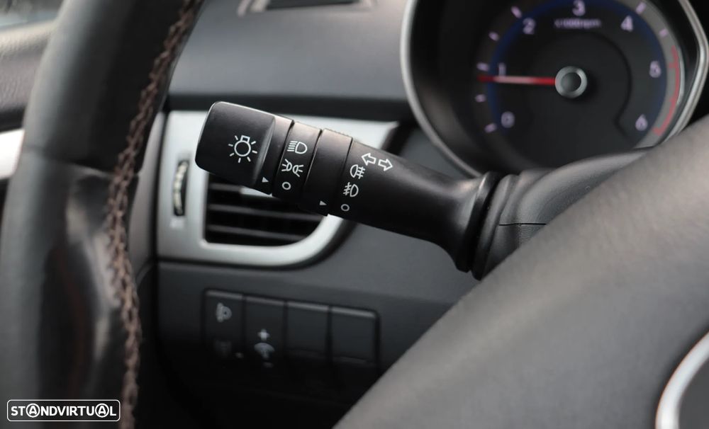 Hyundai i30 1.6 CRDI Blue Comfort - 24