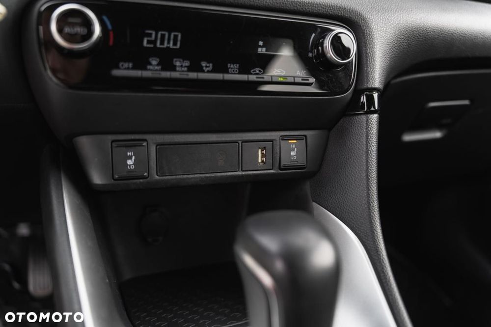 Toyota Yaris - 20