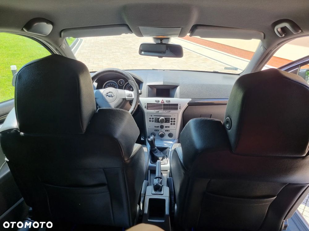 Opel Astra 2.0 T OPC - 18