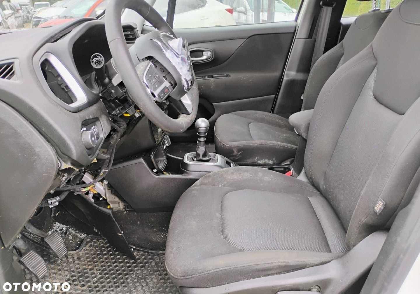 Jeep Renegade - 8
