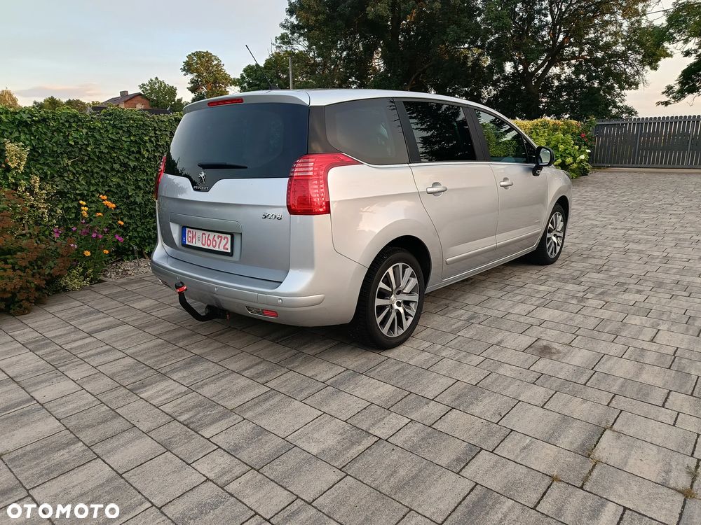 Peugeot 5008 HDI 160 Automatik Business-Line - 3