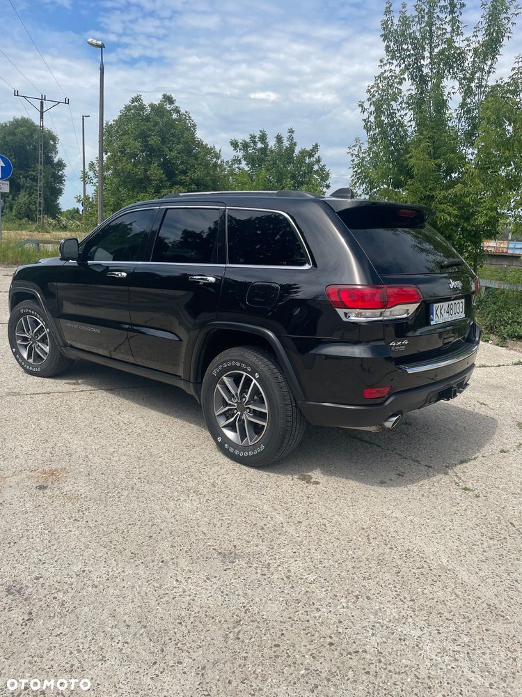 Jeep Grand Cherokee - 8