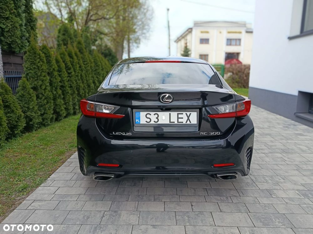 Lexus RC 200t / 300 F Sport - 9