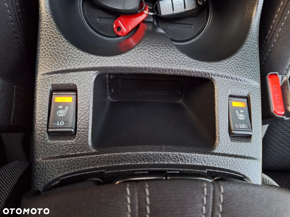 Nissan Qashqai 1.2 DIG-T N-Connecta Xtronic - 19