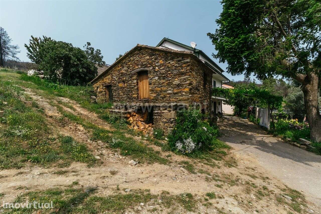 Moradia Rústica Estúdio / Manteigas, Vale de Amoreira - Grande imagem: 3/13