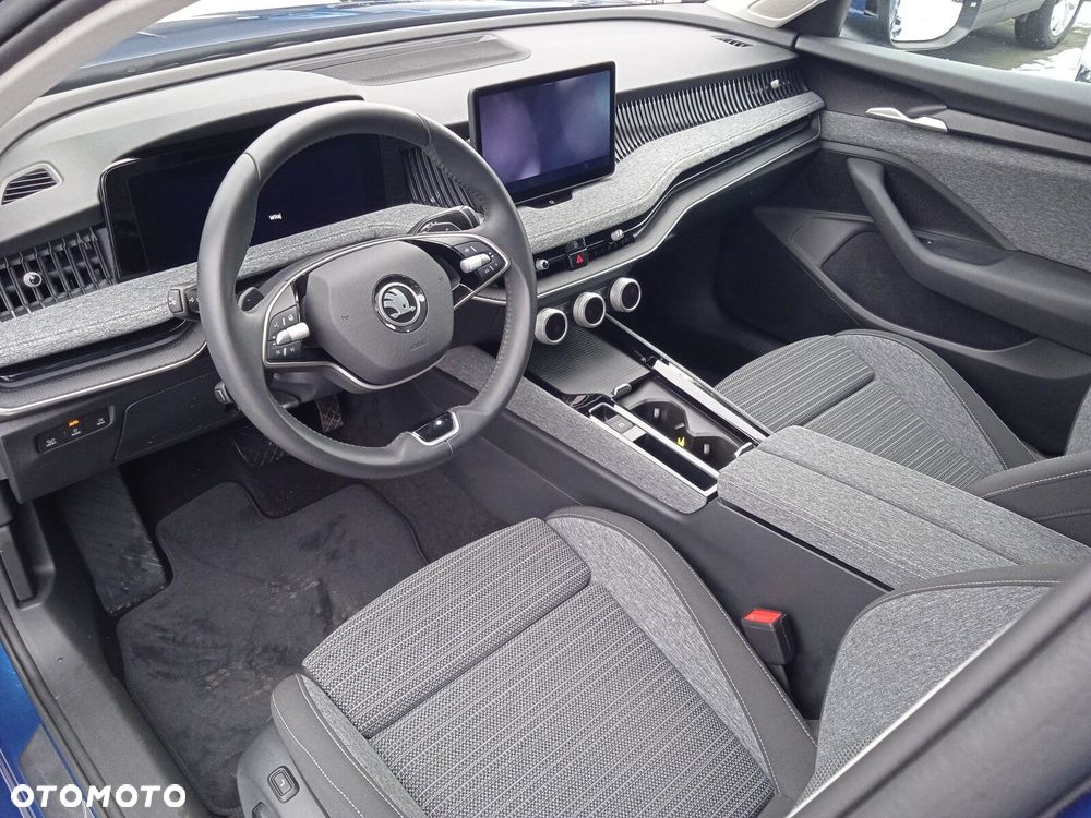 Skoda Superb 2.0 TDI SCR 4x4 Selection DSG - 12