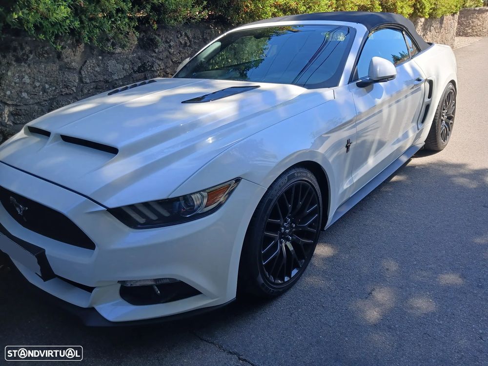 Ford Mustang 2.3i EcoBoost - 11