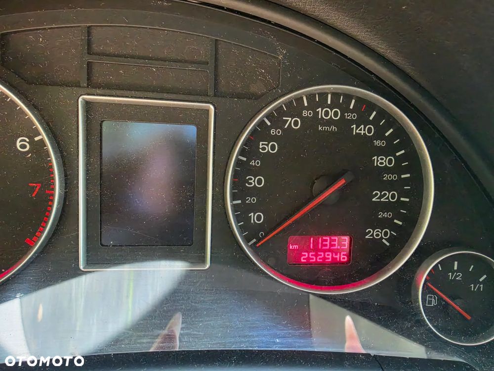 Audi A4 Avant - 5