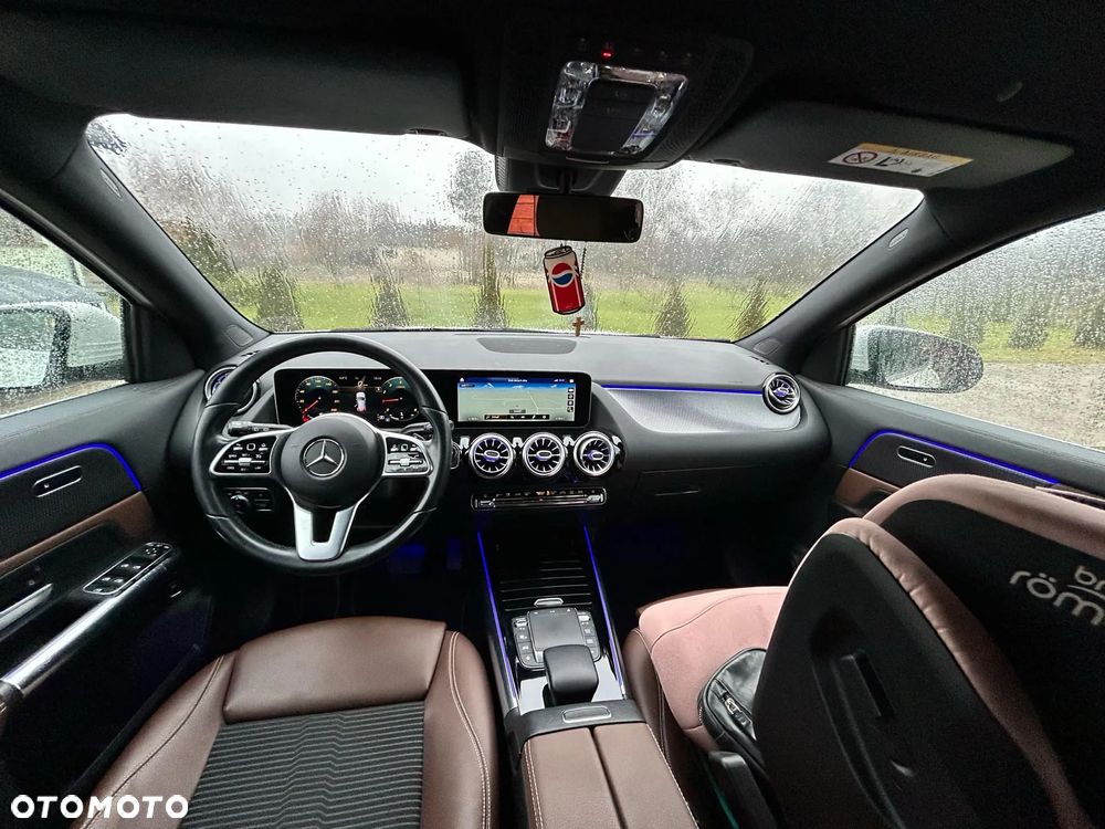 Mercedes-Benz GLA 200 Business Edition - 10