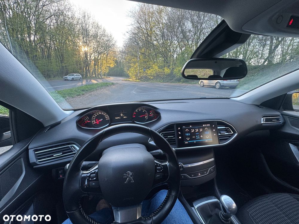 Peugeot 308 1.5 BlueHDi Business Line S&S - 10