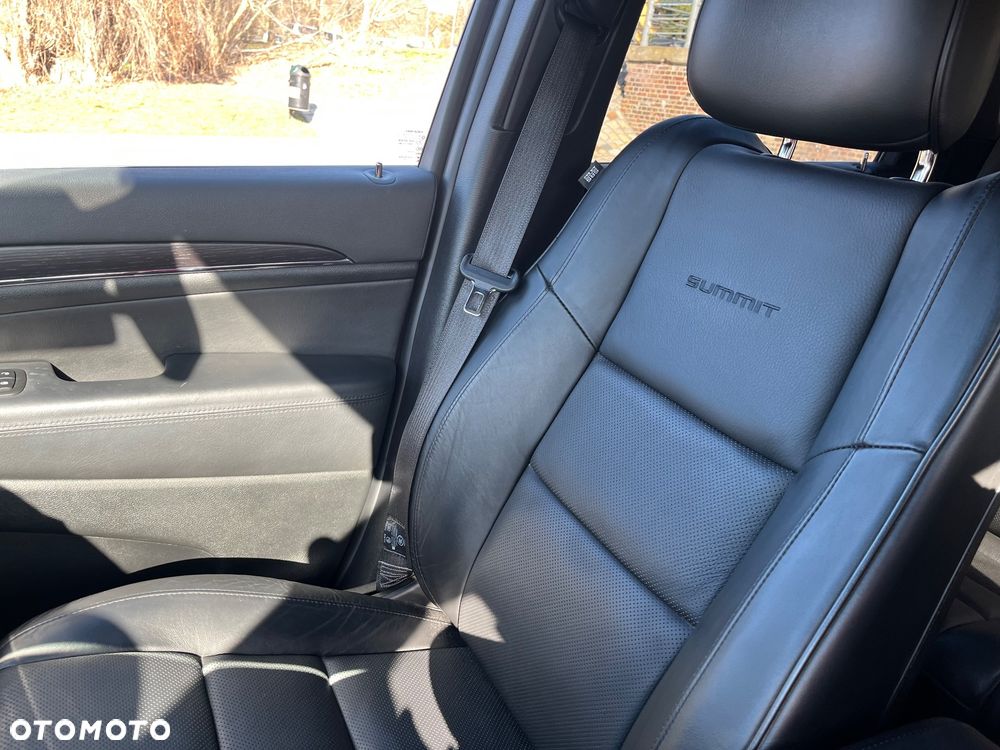 Jeep Grand Cherokee 3.0 CRD Overland Summit EU6 - 12