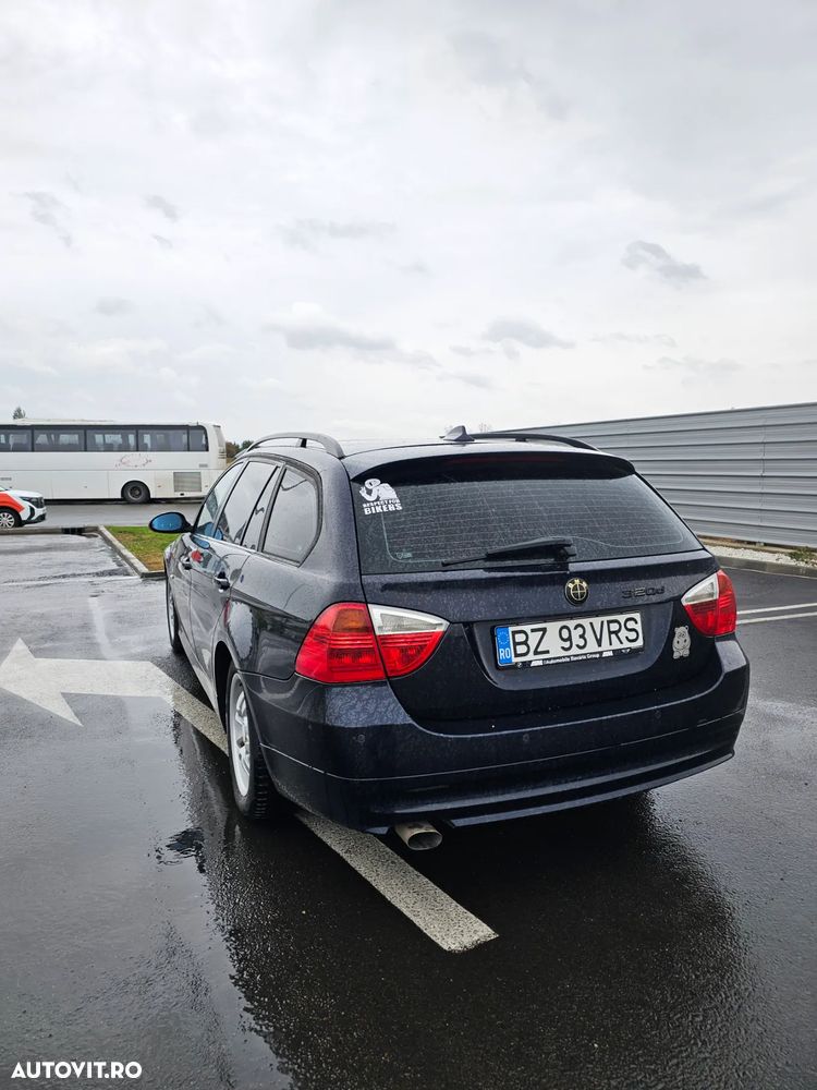 BMW Seria 3 320d DPF - 8