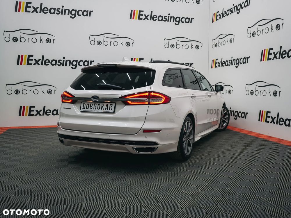 Ford Mondeo 2.0 EcoBlue ST-Line - 11