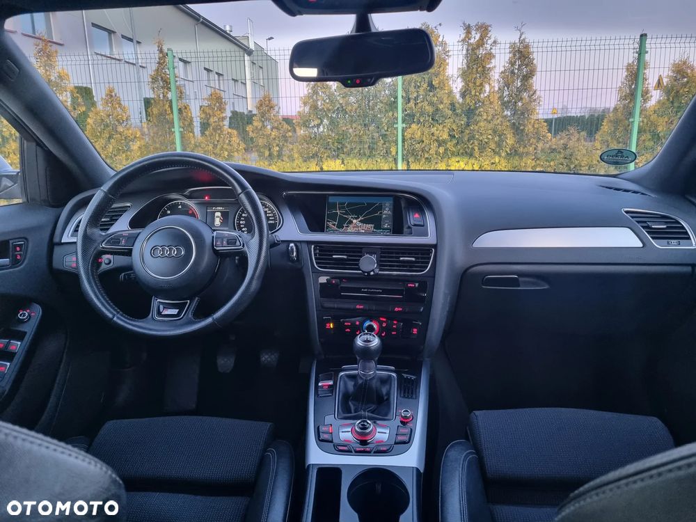 Audi A4 Avant 2.0 TDI DPF S line Sportpaket - 34