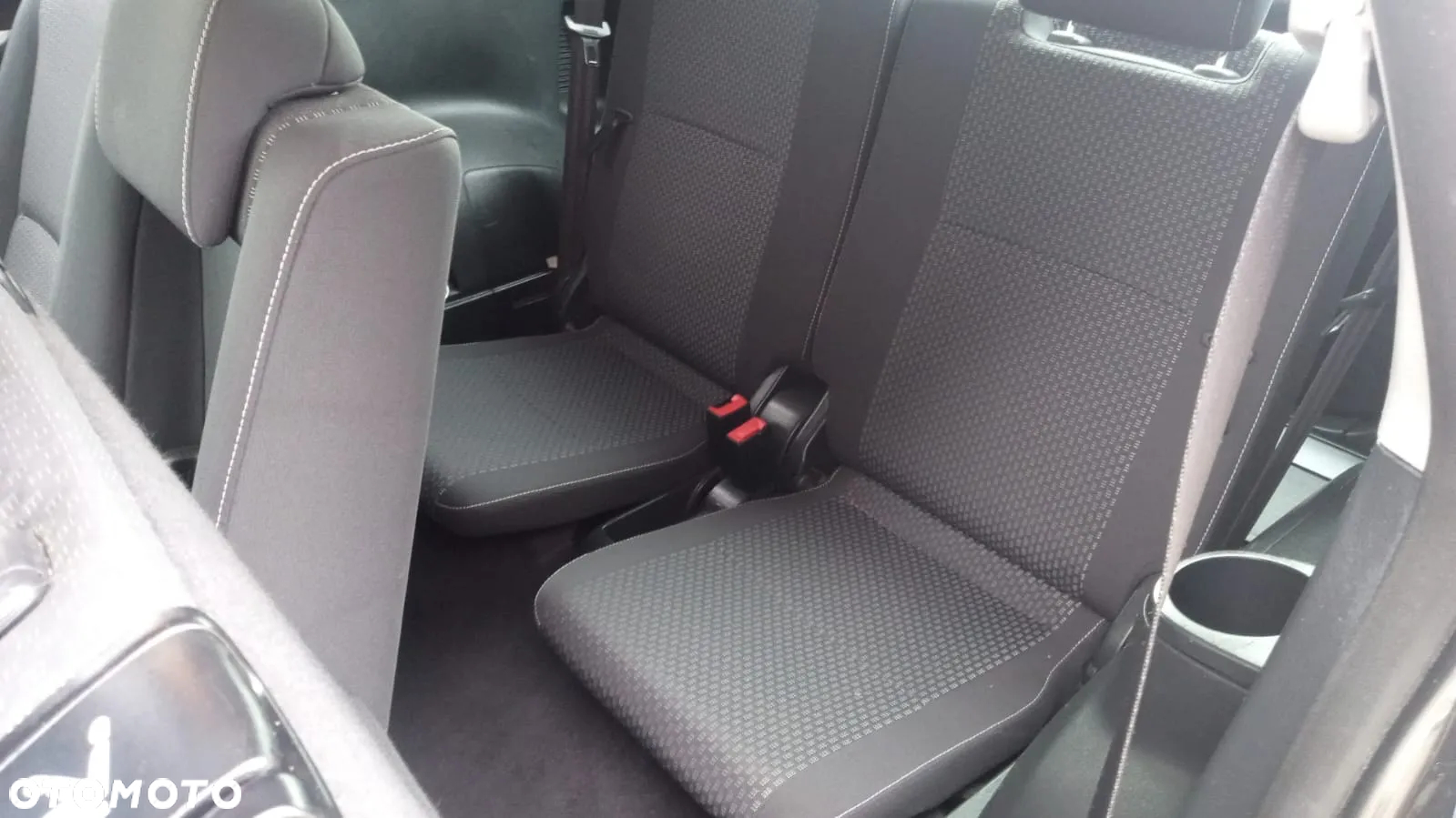 Toyota Verso 2.0 D-4D Active 7os - 11