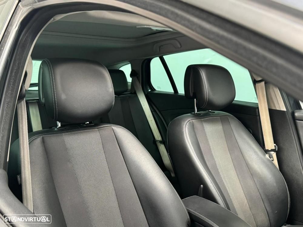 Renault Mégane Sport Tourer - 21