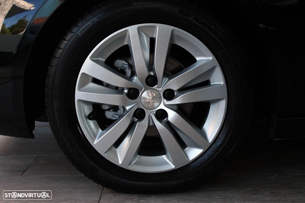 Peugeot 308 1.5 BlueHDi Style - 11