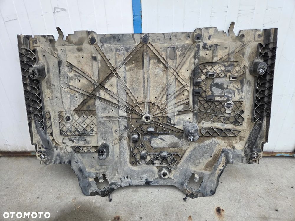 Osłona pod silnik Peugeot 208 II Elektryk - 9