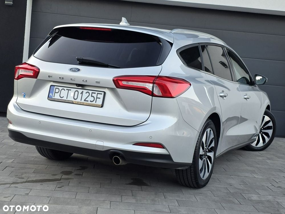 Ford Focus - 39