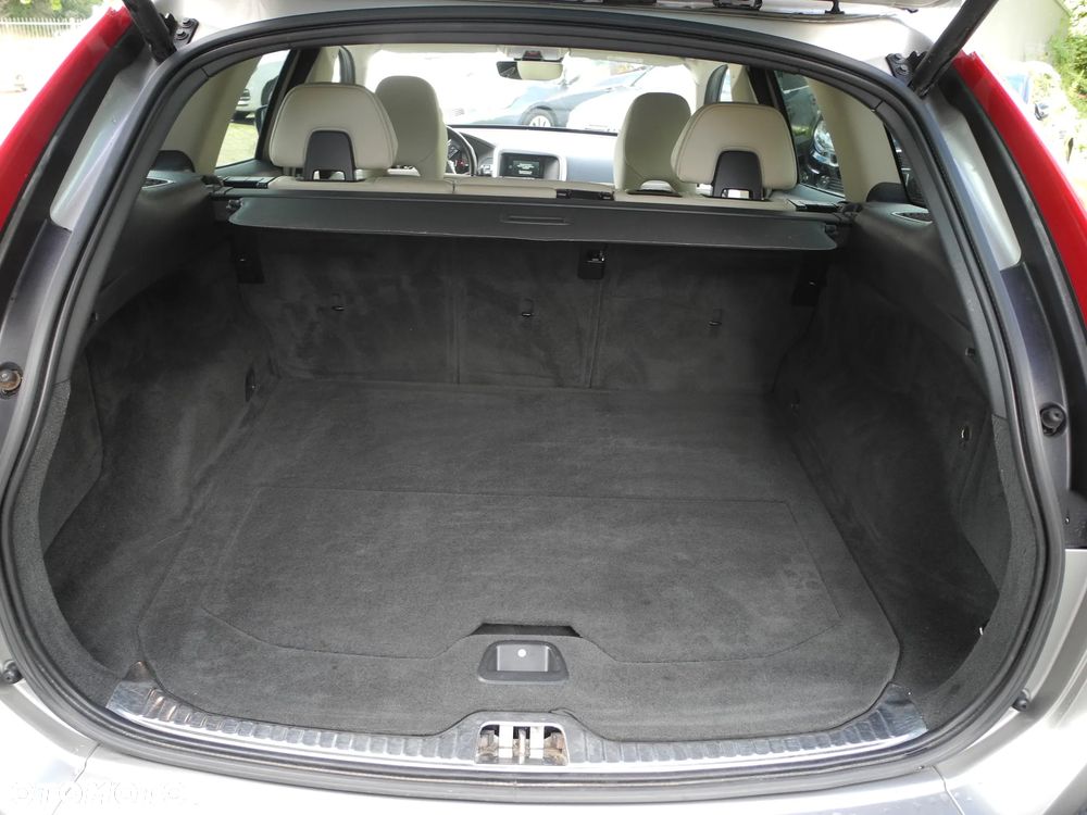 Volvo XC 60 - 18